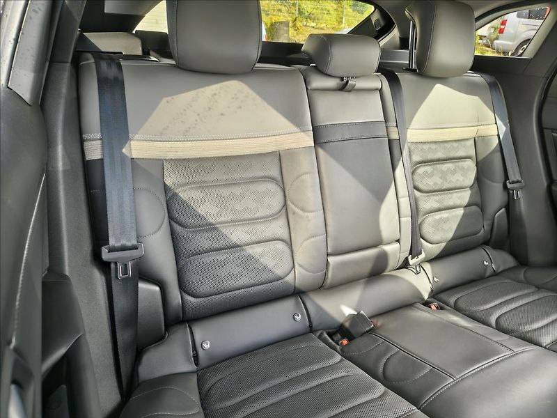 Citroën C5 X 1,6   PT180 K SHINE Pack - fotka 5 z 21