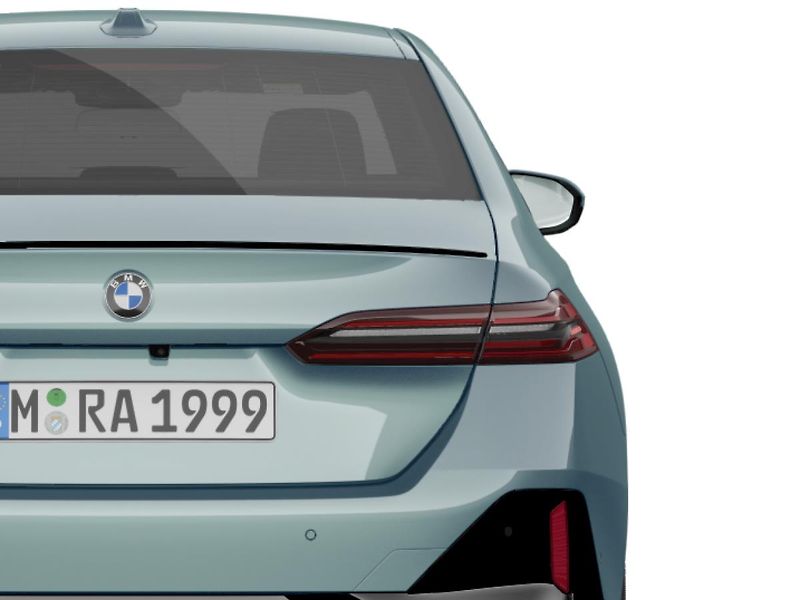BMW Řada 5 (2026) 540d xDrive Sedan - fotka 5 z 10