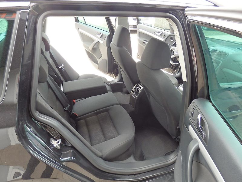 Škoda Octavia 1,2TSI FAMILY, SERVISNÍ KNÍŽKA - fotka 9 z 24