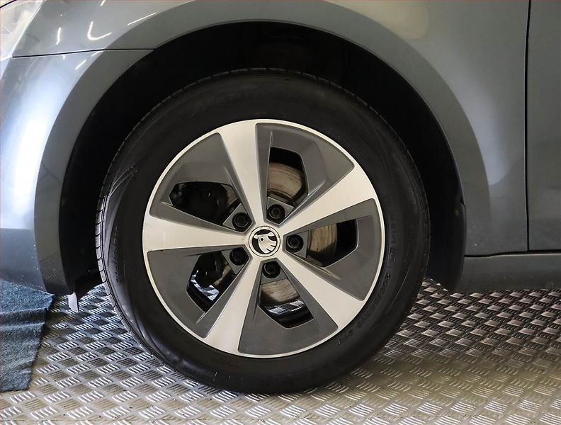 Škoda Octavia (2015) Ambition Plus 1.6 TDI - fotka 15 z 20