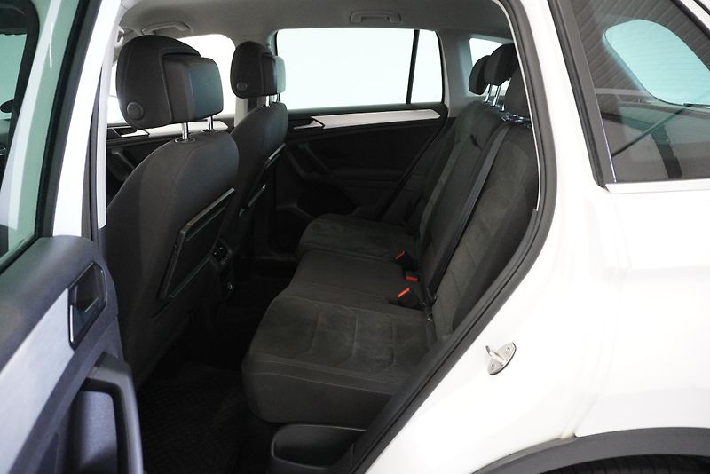 Volkswagen Tiguan 2.0 TDi 110kW DSG7 - fotka 10 z 38