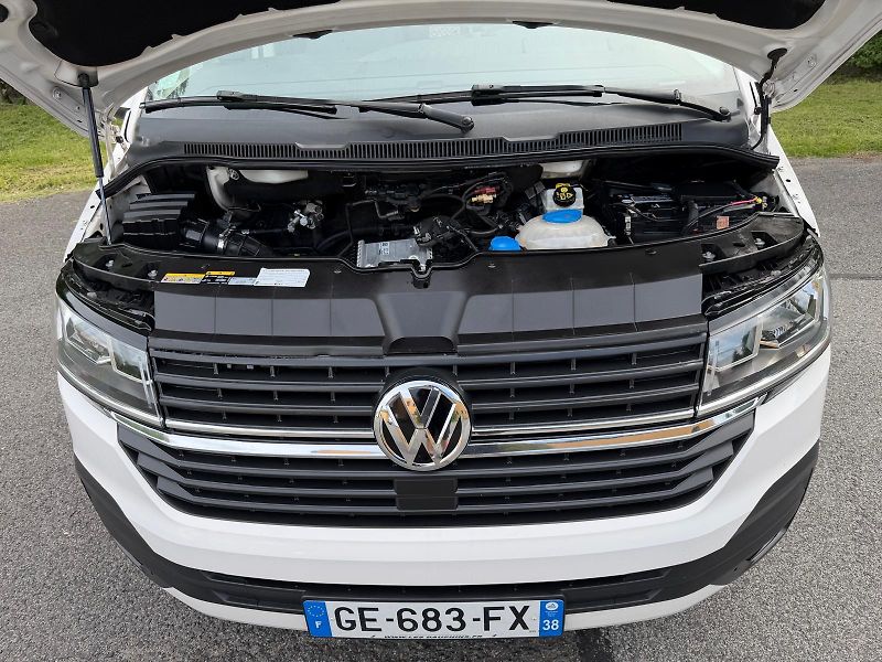 Volkswagen Transporter 2,0 TDi / 110 kW / T6 city  - fotka 29 z 29