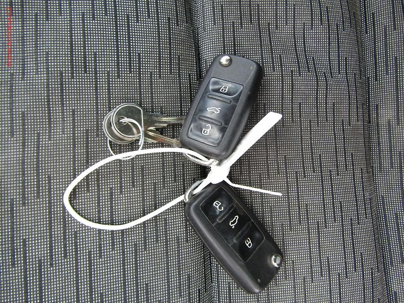 Škoda Octavia (2010) 1.6 TDi, AC, temp, tažné - fotka 20 z 20
