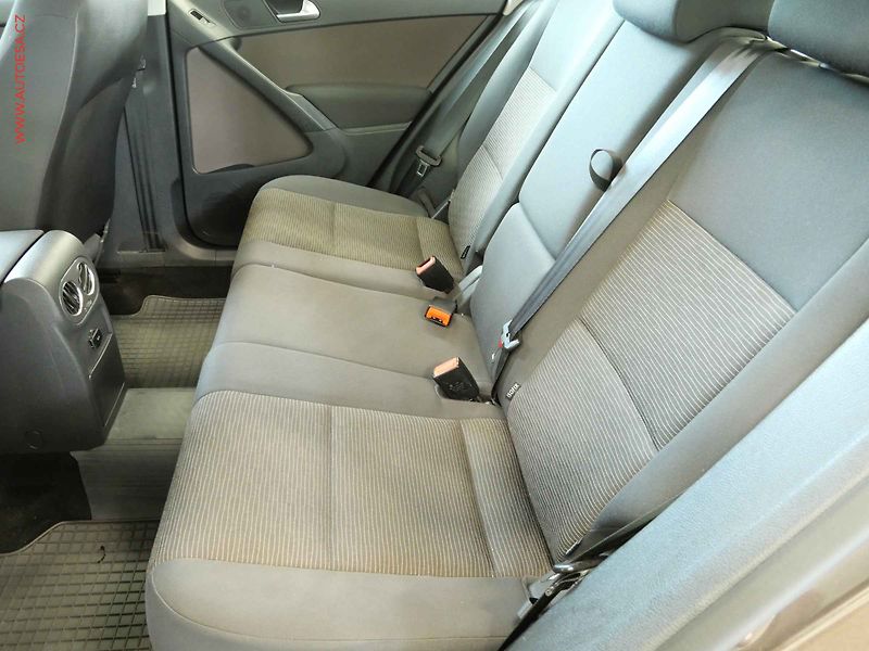 Volkswagen Tiguan (2014) 1.4 TSi, ČR, STK5/28 - fotka 10 z 21