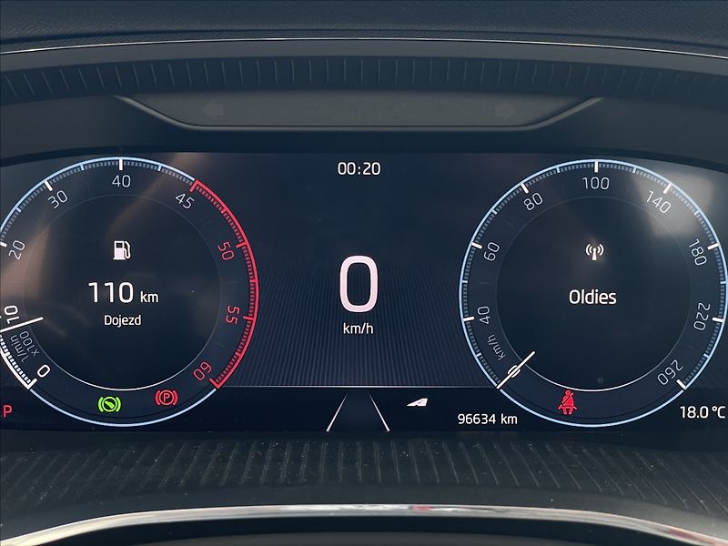 Škoda Octavia 2,0 TDI DSG Style Plus LED+ACC - fotka 10 z 24