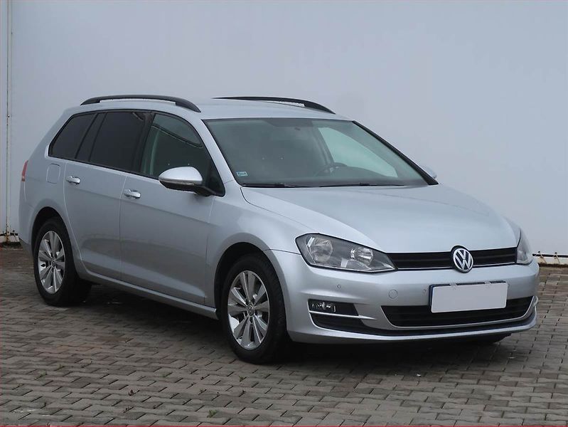 Volkswagen Golf (2016) 1.6 TDI, Automat, Tempomat - fotografie inzerátu