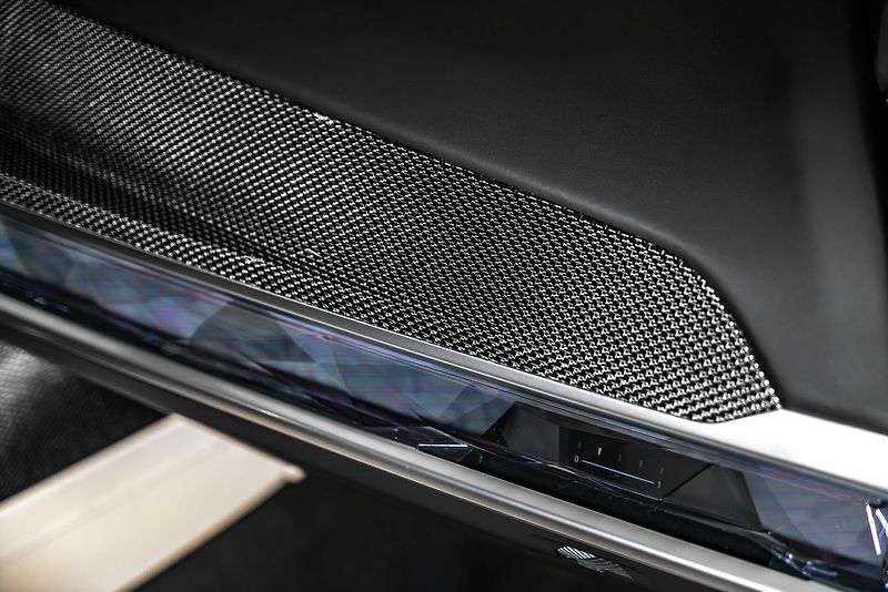 BMW Ostatní 60 M-Sport Individual Theatre - fotka 24 z 29