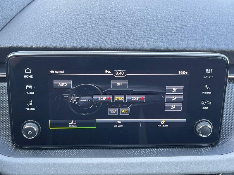 Škoda Scala (2025) Top Selection 1.0 TSI 85 kW DS - fotka 20 z 32