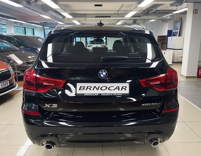 BMW X3 20d xDrive 140kW, ČR - fotka 5 z 30