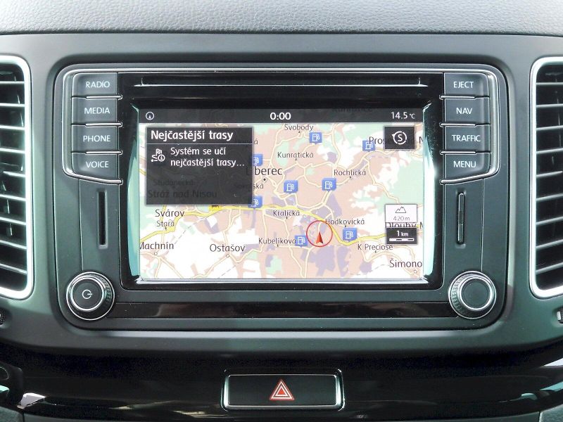 Volkswagen Sharan (2016) Highline 2,0 TDI 135kW DSG 4MO - fotka 13 z 30