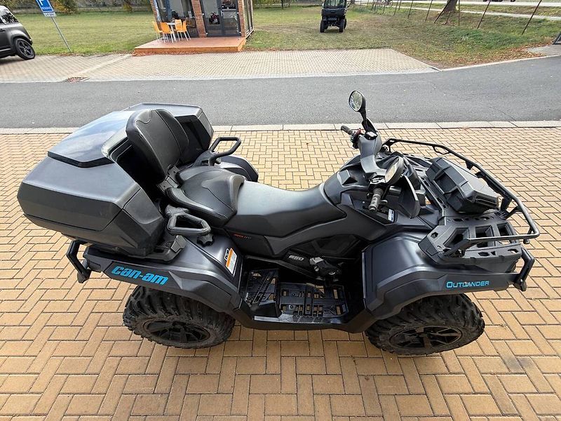 Can-Am Outlander Max 650 XT (2019) - fotka 5 z 9