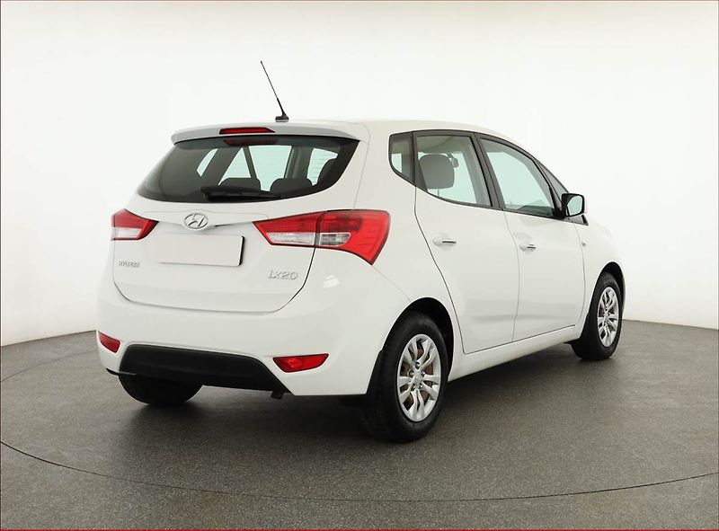 Hyundai ix20 (2016) 1.4 CVVT, Serv.kniha - fotka 5 z 13