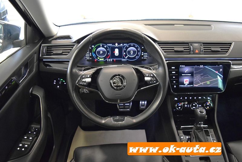 Škoda Superb 1.4 TSI iV LAURIN & KLEMENT  - fotka 37 z 77