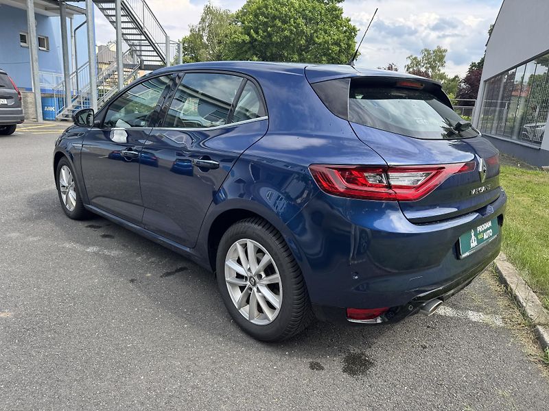 Renault Mégane 1.5DCi INTENS automat - fotka 4 z 24