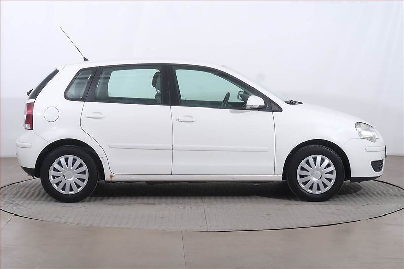 Volkswagen Polo (2008) 1.2 12V, rezervace - fotka 6 z 15