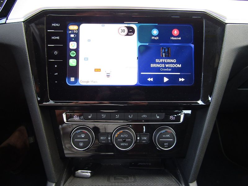 Volkswagen Passat Variant (2020) 2.0 TDI 110kW DSG  ACC - fotka 37 z 45