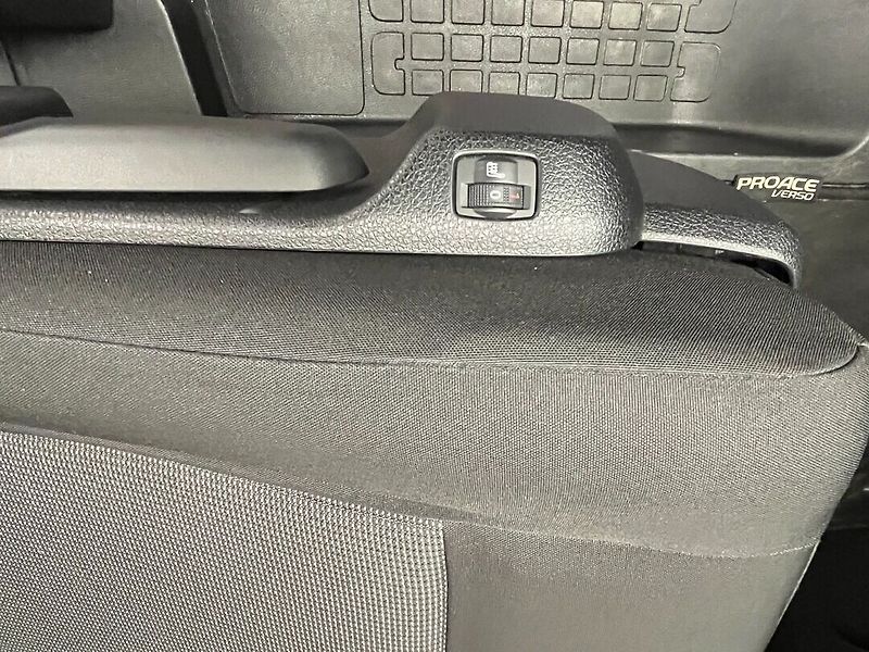 Toyota ProAce Verso L2 - 2.0L Diesel - 6 MT Busine - fotka 7 z 13