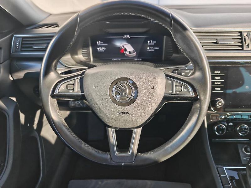Škoda Superb Style 7DSG 2,0TDI - fotka 13 z 27