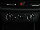 Škoda Fabia 1,0TSi 70kW AMBITION PLUS - náhled 18