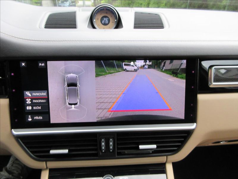 Porsche Cayenne S, 441HP, HeadUp, Pano, Bose, - fotka 19 z 40