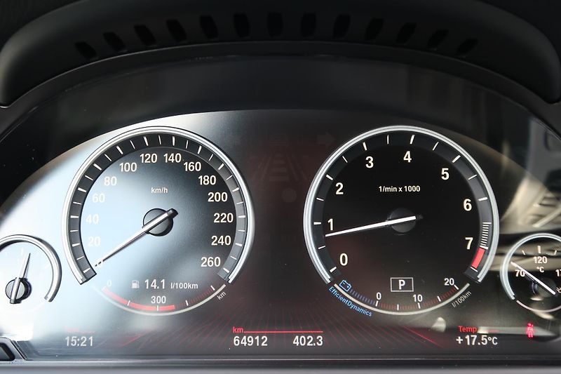 BMW Řada 6 650ix - fotka 8 z 13