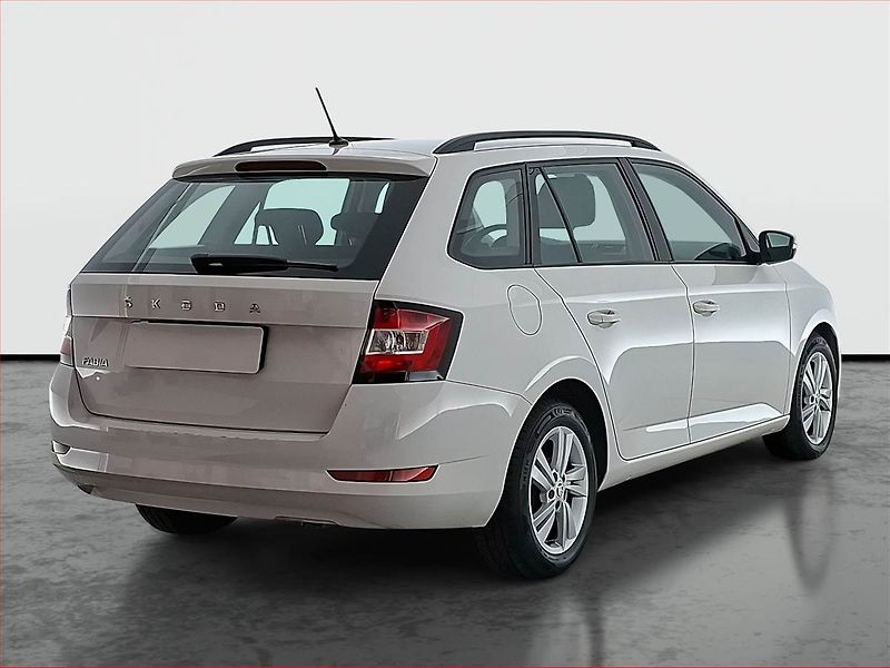Škoda Fabia (2022) Ambition 1.0 TSI, ČR,1.maj - fotka 5 z 16