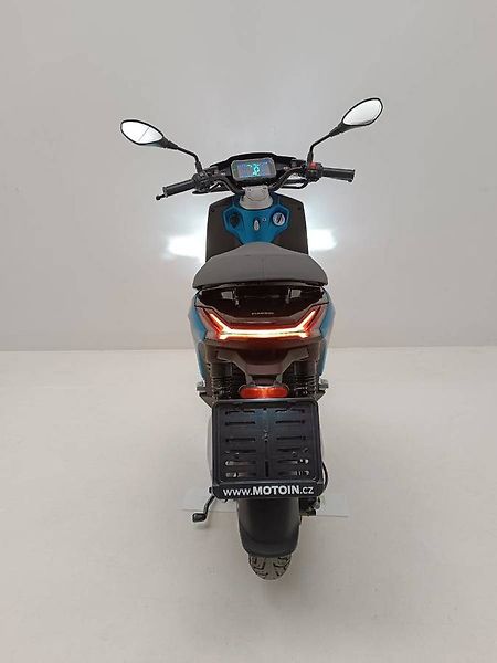 Piaggio 1 Active (2024) Artic mix (sleva 14.000.-) - fotka 7 z 12