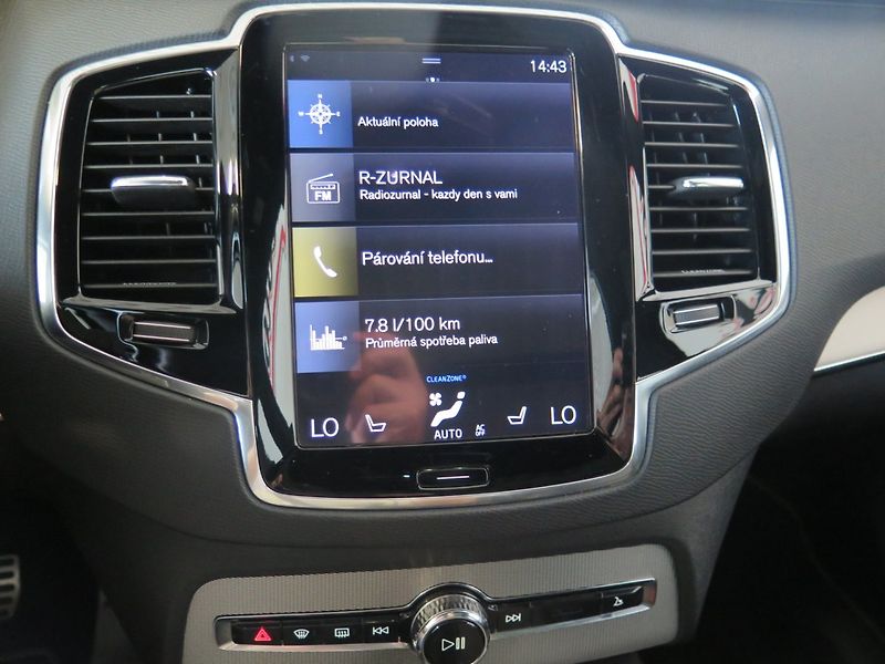 Volvo XC90 (2015) 2.0D5 RDesign,AWD,PoleStar,B&W - fotka 9 z 42