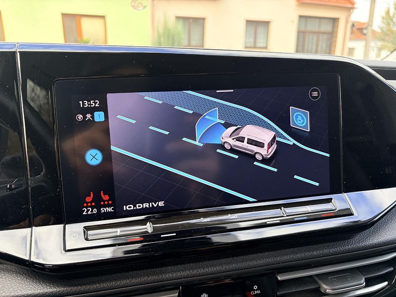 Volkswagen Caddy 2.0TDI STYLE LED VIRTUAL - fotka 33 z 43