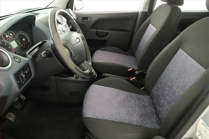 Ford Fiesta (2007) 1.25, Klima, jezdí výborně - fotka 7 z 12