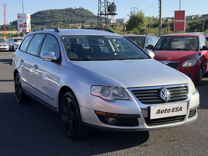 Volkswagen Passat (2008) 1.9TDi, AC, výhřev sed - fotografie inzerátu
