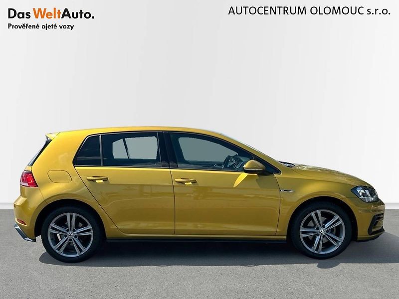 Volkswagen Golf (2018) 1.4 TSI R-Line - fotka 3 z 32