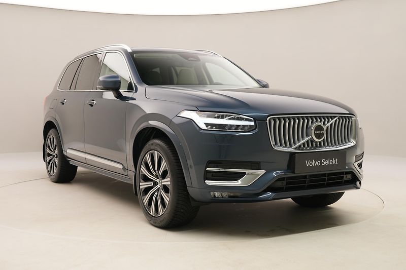 Volvo XC90 B5 AWD PLUS BRIGHT REZERVACE - fotka 15 z 58