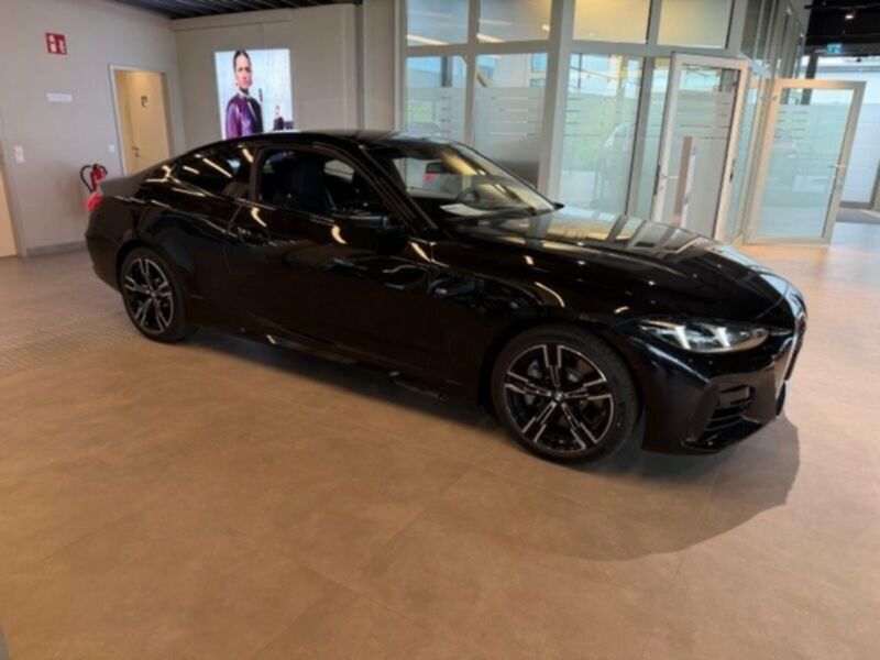 BMW Řada 4 (2026) 430i xD M-Sport HuD 360 - fotka 1 z 8