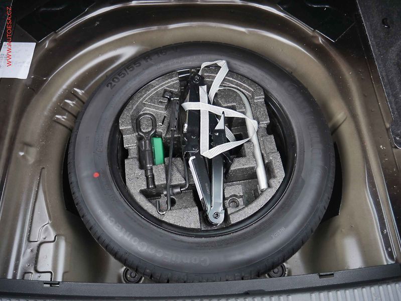 Škoda Superb (2016) 1.8TSi, servis.kniha - fotka 30 z 31