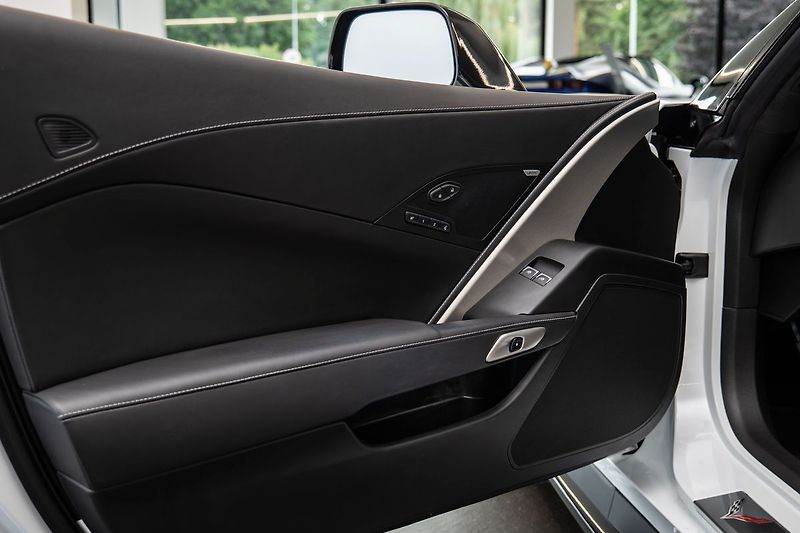Chevrolet Corvette C7 Grand Sport LT1 - fotka 7 z 25