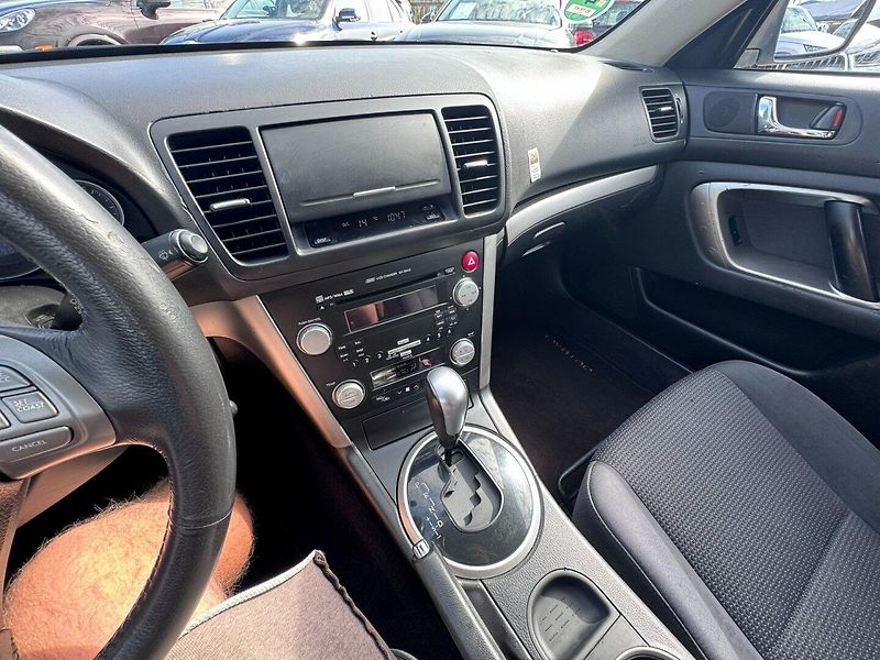 Subaru Outback (2007) AUTOMAT 4X4 2,5i 121 KW TAŽNÉ - fotka 28 z 50