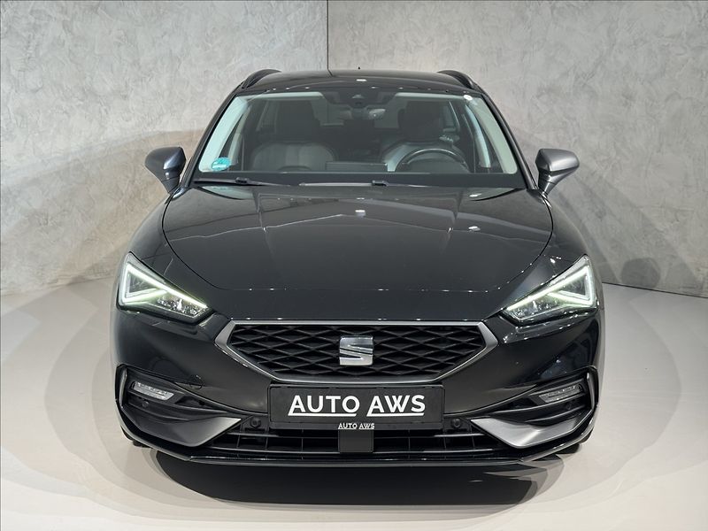 Seat Leon 1,4 TSi  e-Hybrid FR Line LED - fotka 3 z 50