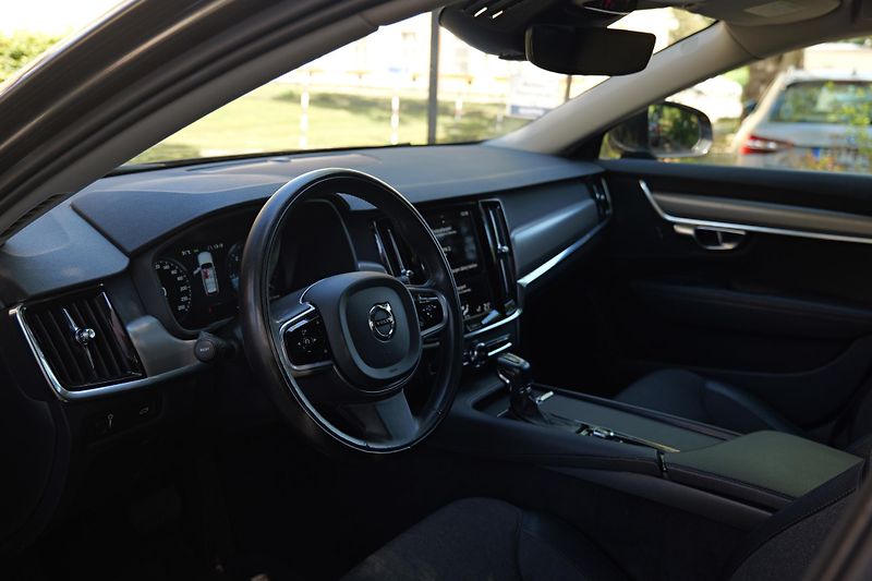 Volvo V90 D4 AWD Diesel NezTopení Záruka - fotka 13 z 35