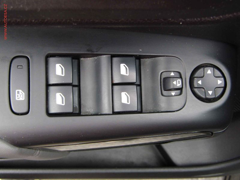 Citroën C5 Aircross (2020) 1.5 HDi, Feel, navi - fotka 11 z 23