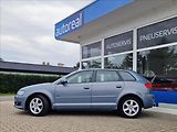 Audi A3 1,6 MPI SPORTBACK AUTOAC PANO - náhled 1