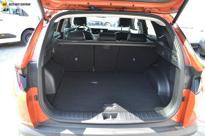 Hyundai Tucson 1,6 T-GDI PHEV 4WD AT PREMIUM - fotka 23 z 69