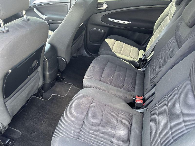 Ford Galaxy (2012) 2.0 TDCi AT Ghia - fotka 8 z 29