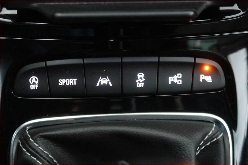 Opel Astra (2017) 1.6 CDTI, Navi, Tempomat - fotka 20 z 21
