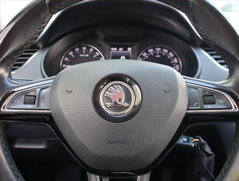 Škoda Octavia (2017) Ambition 1.6 TDI, Navi - fotka 17 z 18