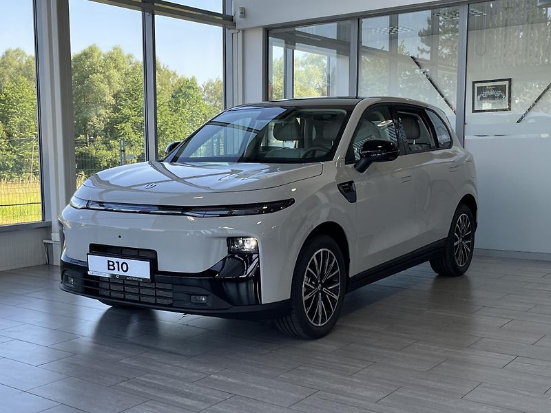 Leapmotor B10 (2026) DESIGN HYBRID EV, světlý int. - fotka 1 z 17