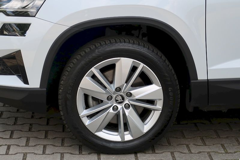 Škoda Karoq (2025) Top Selection 1.5 TSI 110 kW - fotka 6 z 28