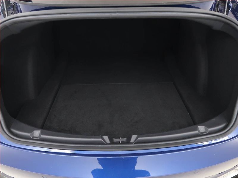 Tesla Model 3 (2019) Long Range 4WD 82kWh, SoH 84% - fotka 14 z 21