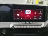 Opel Astra 1,2   GS line 130K - náhled 10