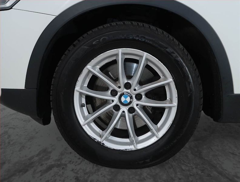 BMW X4 (2014) xDrive30d, 4X4, Automat - fotka 15 z 21